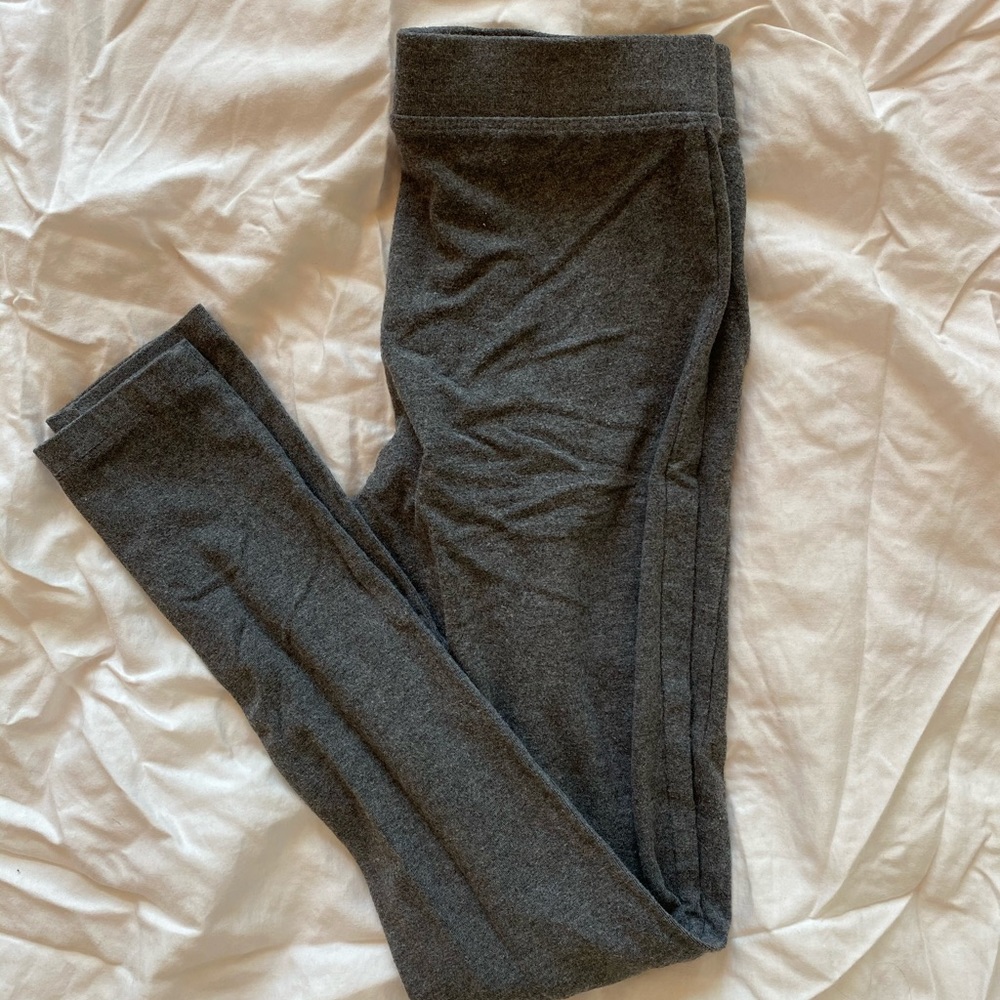 Gray leggings